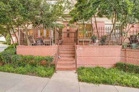 3303 Blackburn Street #101 Dallas, TX 75204