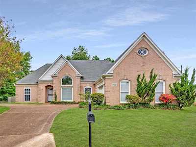 9019 Higdon Cv Memphis, TN 38016