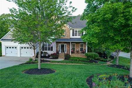 7730 Windsor Forest Place Harrisburg, NC 28075