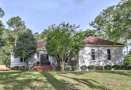 940 Summerbrooke Drive Tallahassee, FL 32312