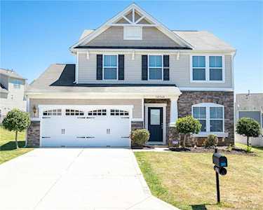 10960 Tailwater St Davidson, NC 28036