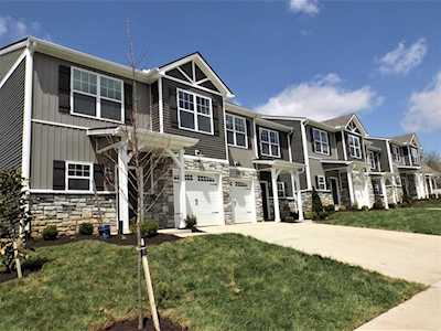 3413 Laredo Drive Lexington, KY 40517