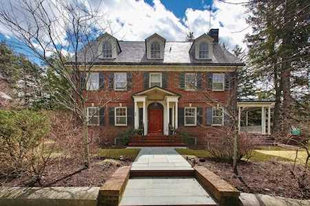46 Channing Rd Brookline, MA 02445