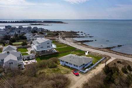 2 Beach St Mattapoisett, MA 02739