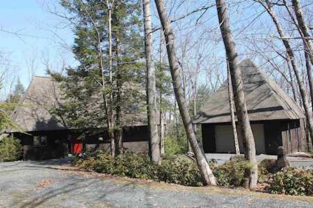 49 Water Lot Rd Sunapee, NH 03782