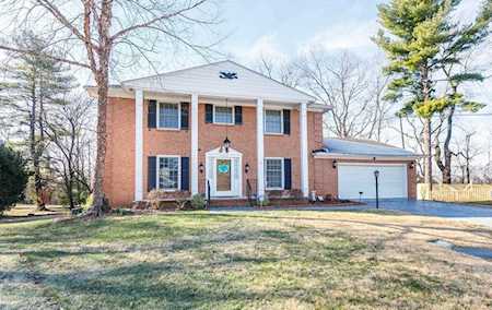 304 Paddington Ct Louisville, KY 40222