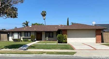 862 Sonora Road Costa Mesa, CA 92626