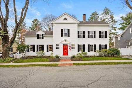 11 Sanborn Street Winchester, MA 01890