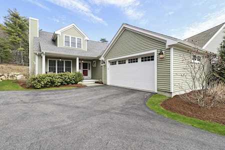 12 Boatwright's Loop Plymouth, MA 02360