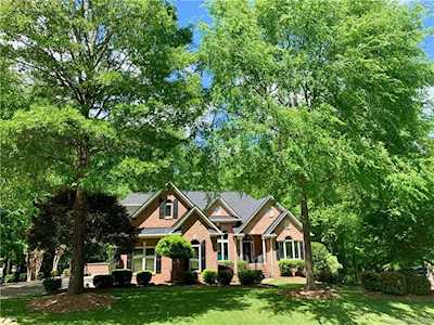 813 Savile Ln Fort Mill, SC 29715