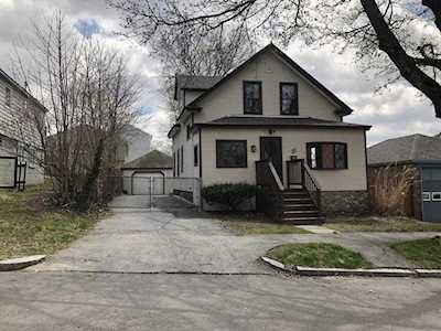 22 Bedford Ave Worcester, MA 01604
