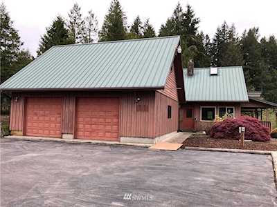 2353 Tower Rd Castle Rock, WA 98611