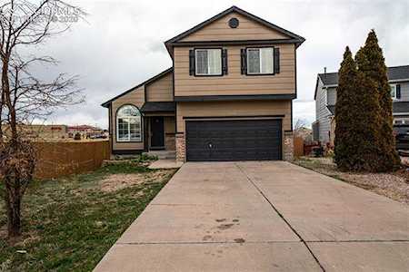 2330 Lisa Drive Colorado Springs, CO 80915