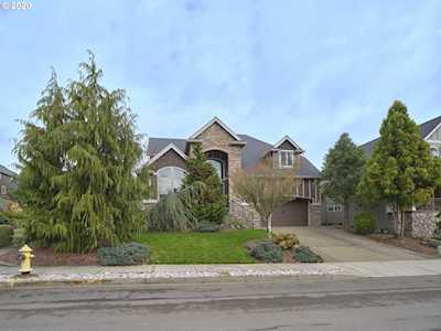 797 W S St Washougal, WA 98671
