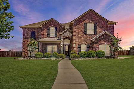 13724 Alterna Drive Fort Worth, TX 76052