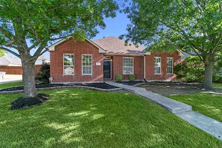 1513 Streams Way Allen, TX 75002