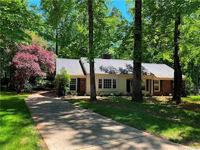 920 Black Oak Dr Matthews, NC 28105