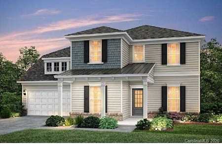 8456 Mccullough Club Dr Fort Mill, SC 29715