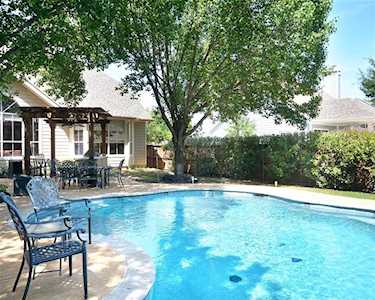 8208 Euclid Avenue North Richland Hills, TX 76180