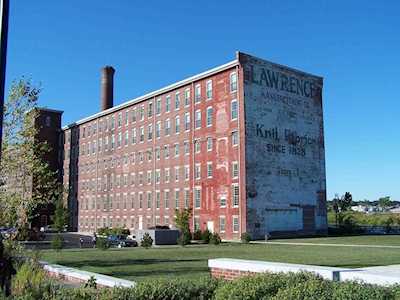 52 Lawrence Dr #313 Lowell, MA 01854