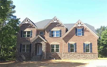 6004 Quintessa Dr Wesley Chapel, NC 28104