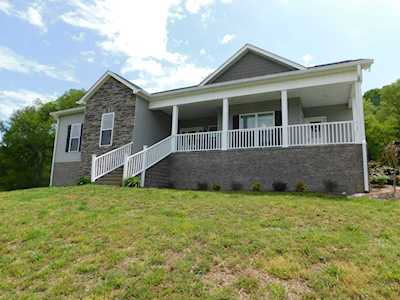 8067 Dry Creek Road Mount Pleasant, TN 38474