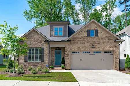 2484 Patriot Bluffs Drive Fuquay Varina, NC 27526