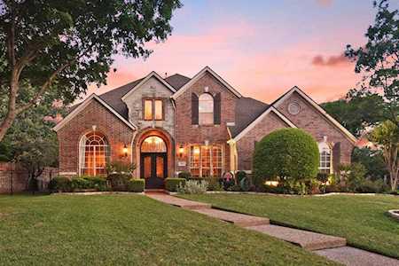 809 Cross Lane Southlake, TX 76092
