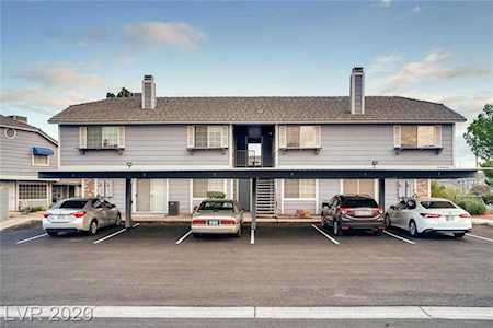 5350 Rod Ct #202 Las Vegas, NV 89122