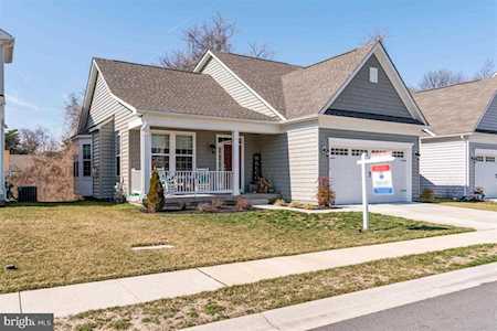 7516 Rising Eagle Ct Glen Burnie, MD 21060