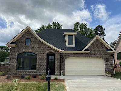 1450 Spring Ridge Ln Denver, NC 28037