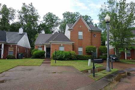 1237 Brady Hollow Ln Memphis, TN 38016