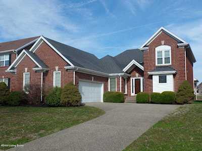 3005 Lake Vista Dr Louisville, KY 40241