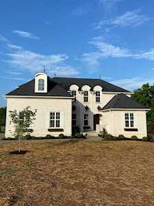 8124 Schweitzer Pl Arrington, TN 37014