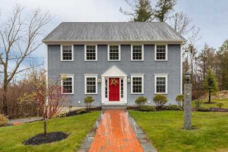 2 Timber Lane Amesbury, MA 01913