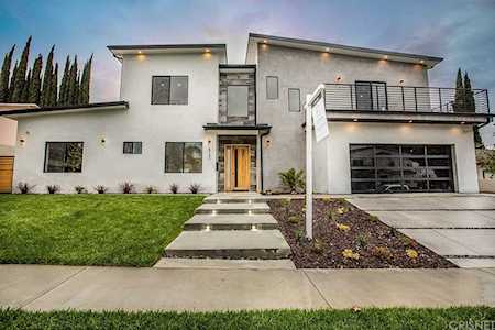 5131 Etiwanda Avenue Tarzana, CA 91356