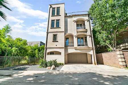 2804 Thomas Avenue #105 Dallas, TX 75204