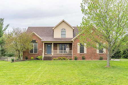 103 Plantation Dr Shelbyville, KY 40065