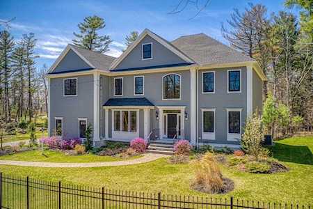 23 Sunset Rock Road Andover, MA 01810