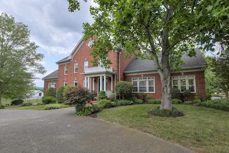 163 Jones Ln Hendersonville, TN 37075