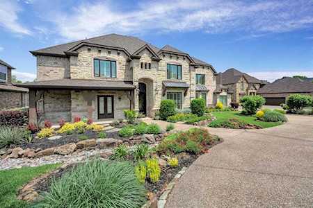 5708 Lakeside Drive Fort Worth, TX 76179