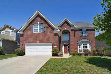 10197 NW Falling Leaf Dr Concord, NC 28027