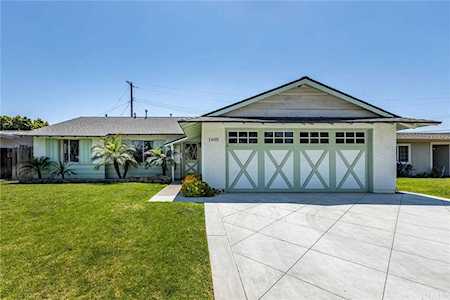 1605 White Oak Street Costa Mesa, CA 92626