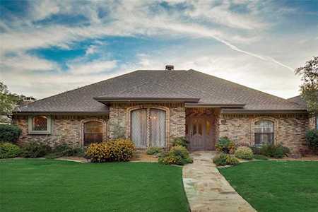127 Winding Hollow Lane Coppell, TX 75019