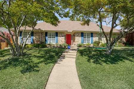 7307 Hundley Boulevard Dallas, TX 75231