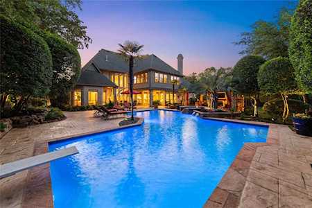 513 Round Hollow Lane Southlake, TX 76092