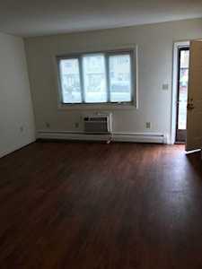 62 Golfview Dr #62 Manchester, NH 03102