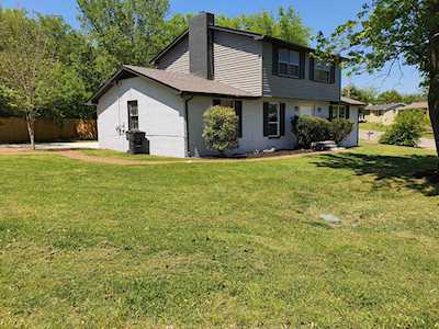 2937 Edge Moor Dr Nashville, TN 37217