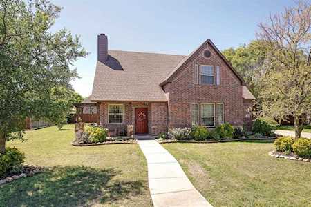 124 Cedar Lane Roanoke, TX 76262