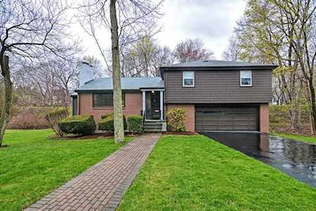 92 Cragmore Rd Newton, MA 02464